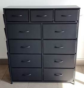 Recalled LIVEHOM 11-Drawer Dresser - black